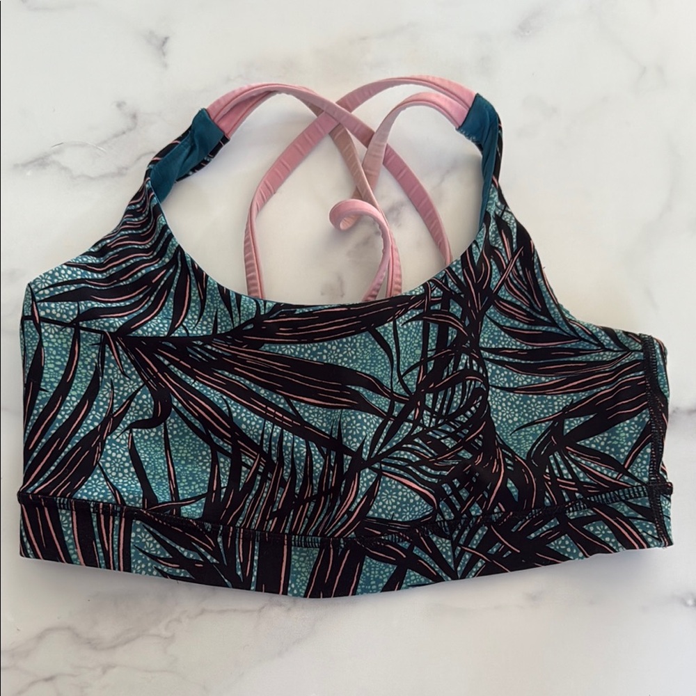 Size 6 lululemon bra with Tropical Print